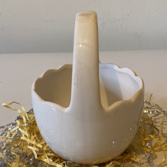 Ceramic Easter candy dish basket, Honey Bunny Cute as a button! New no tag. - Picture 4 of 5
